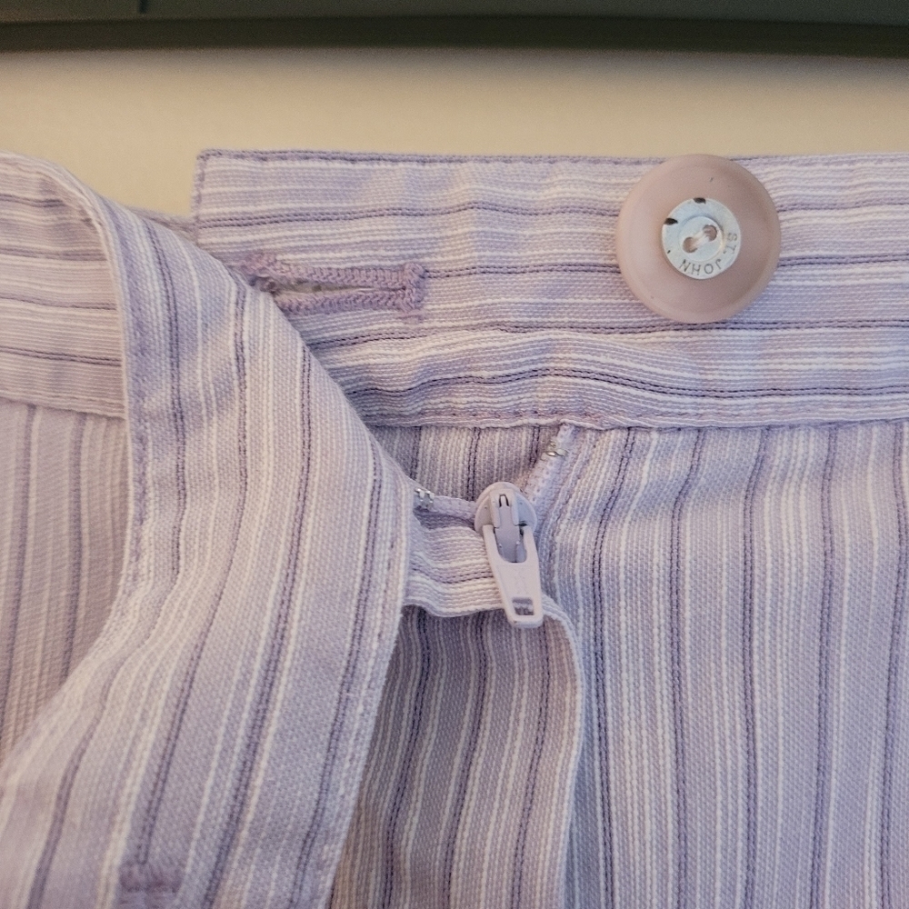 St. John Wide Leg Cropped Trousers White and Lilac Striped Pants Size 8 - Picture 8 of 12